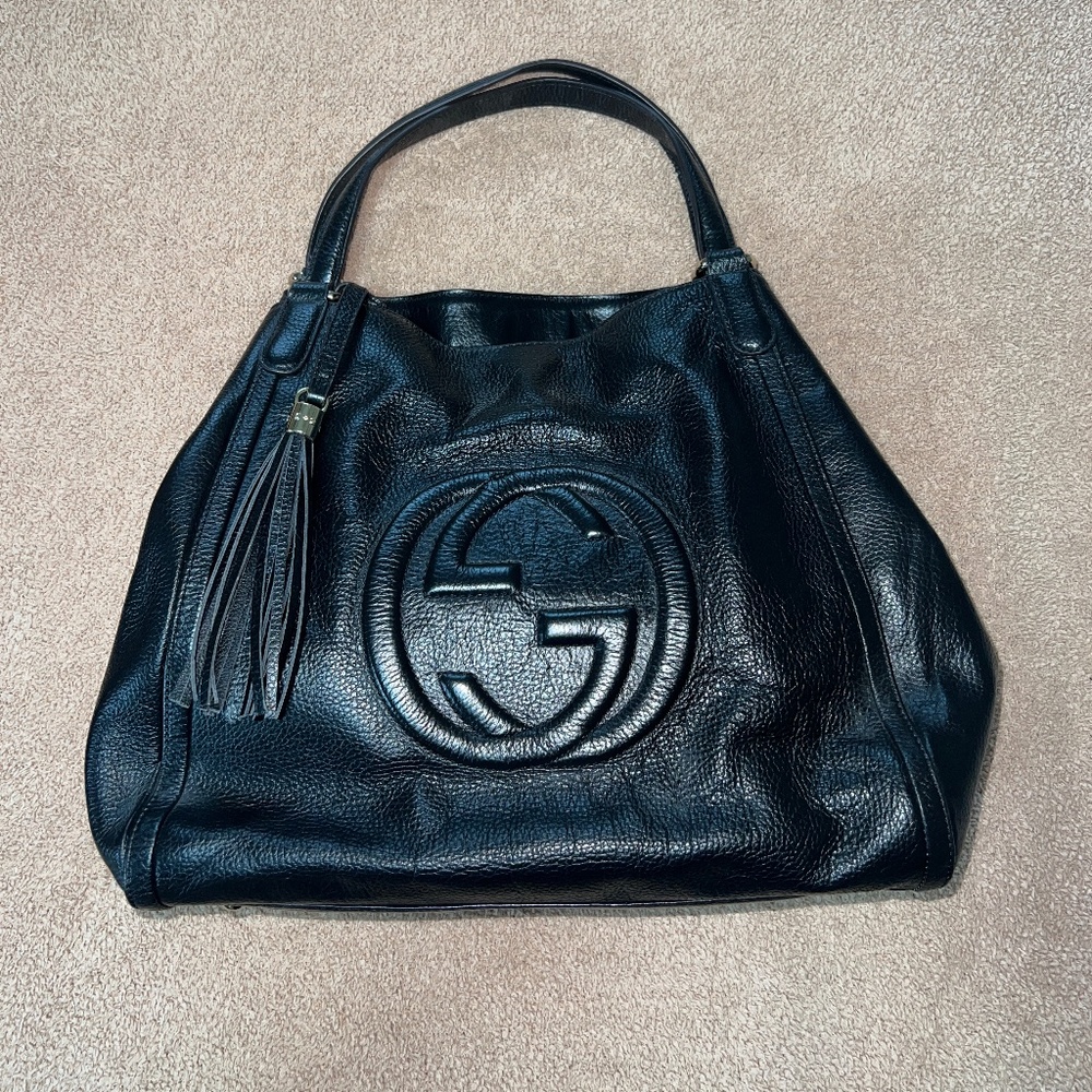 Gucci Interlocking G Soho Large Tote Bag in Black Leather